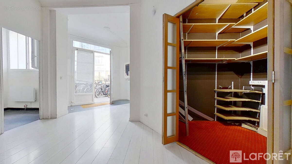Appartement à PARIS-18E