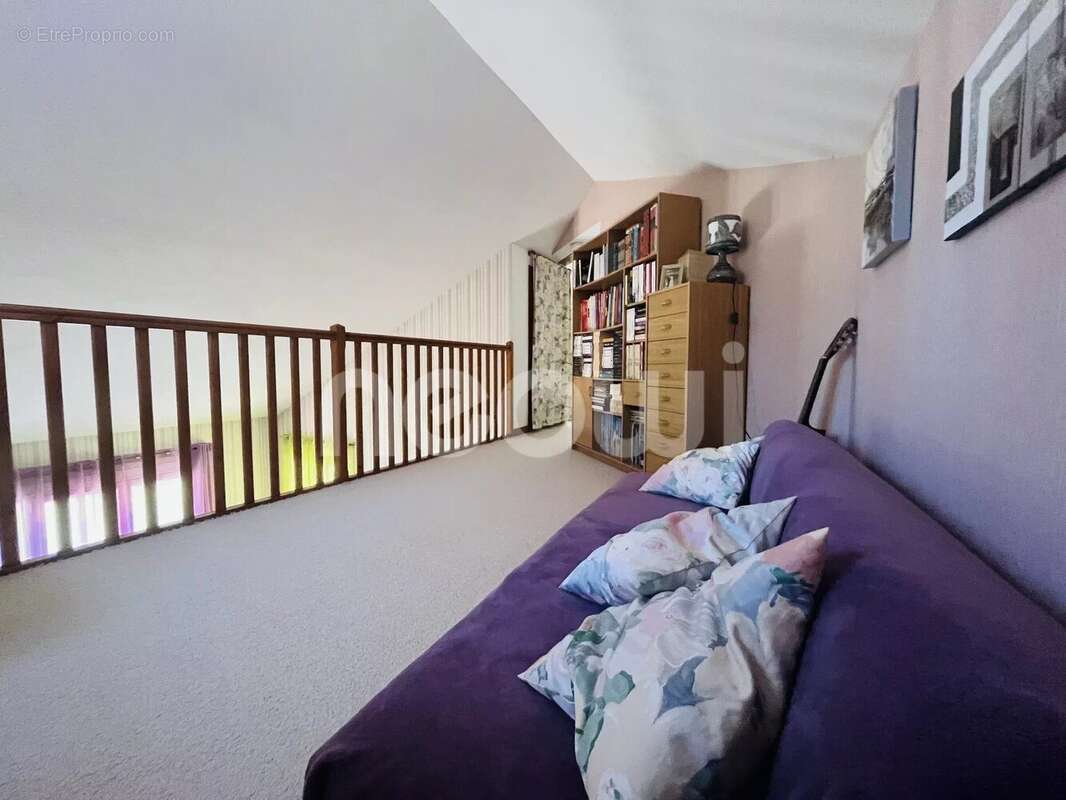 Maison à CHARBONNIERES-LES-VIEILLES