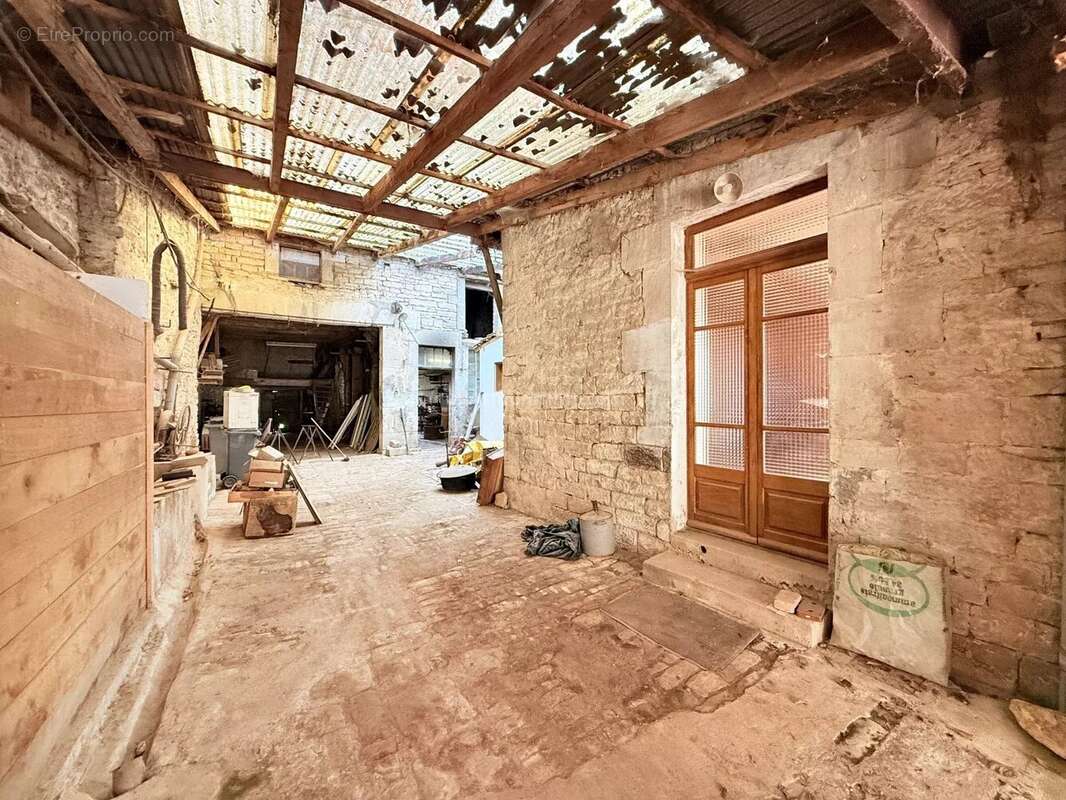 Maison à CHALVRAINES