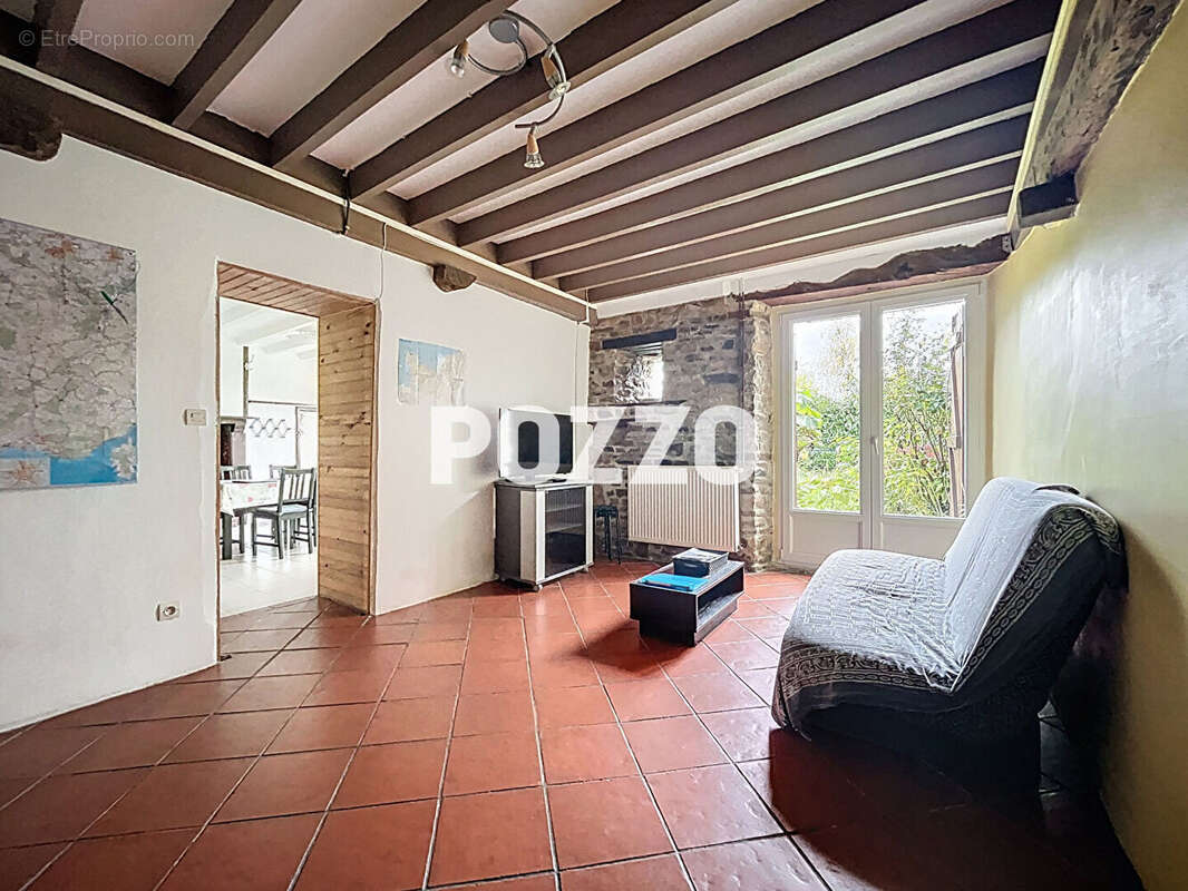 Maison à SAINT-AMAND