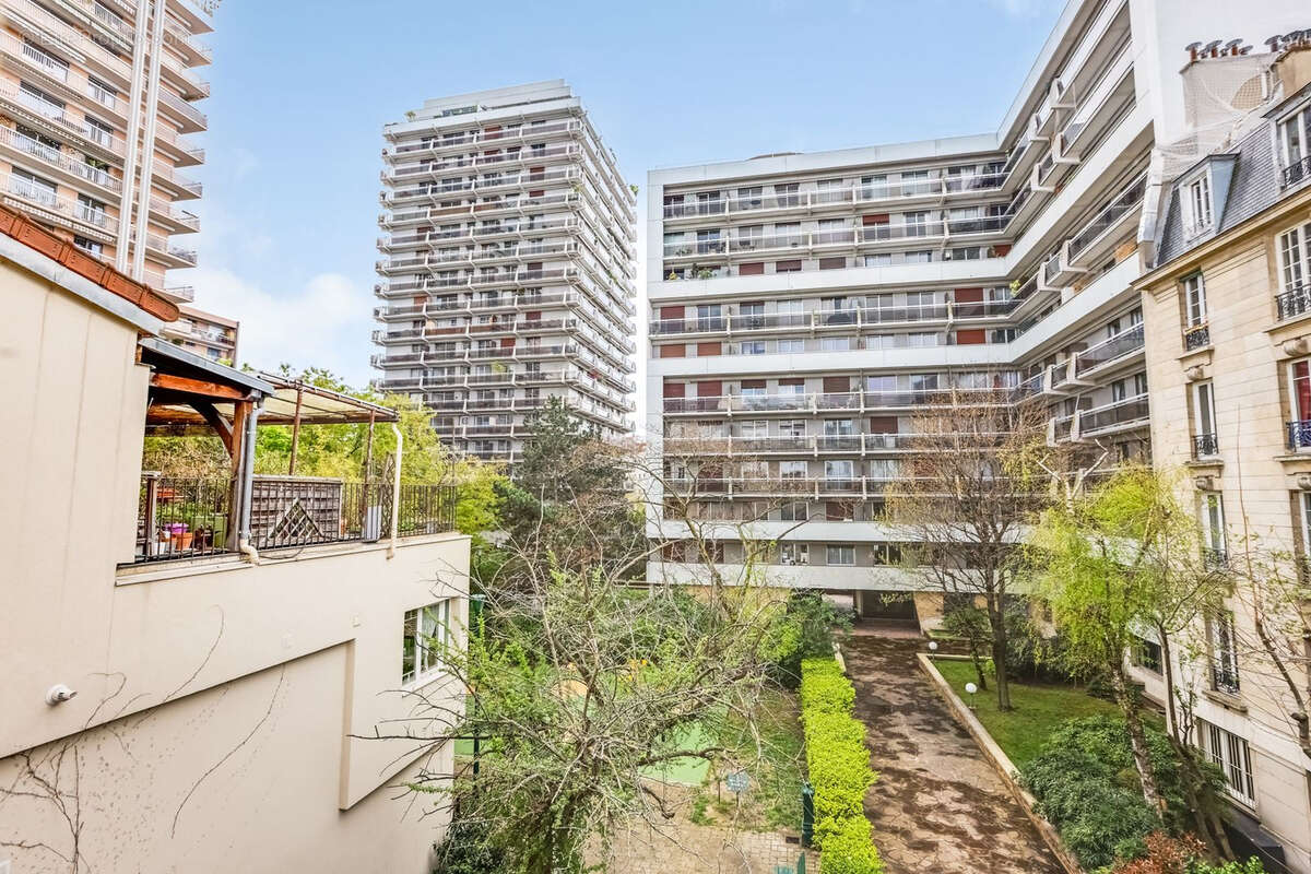 Appartement à PARIS-11E
