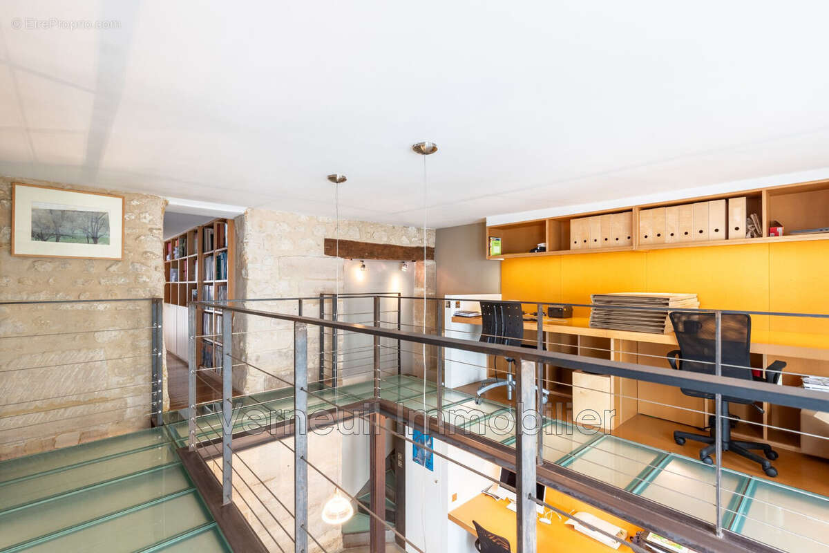 Commerce à PARIS-7E