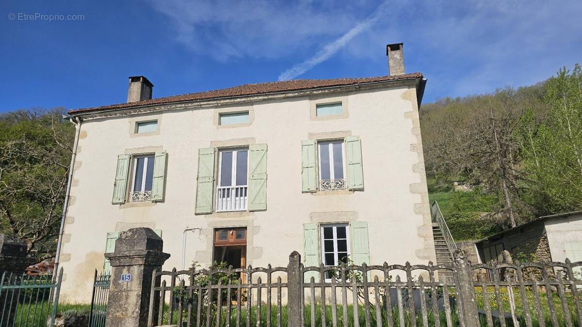 Maison à CAYLUS