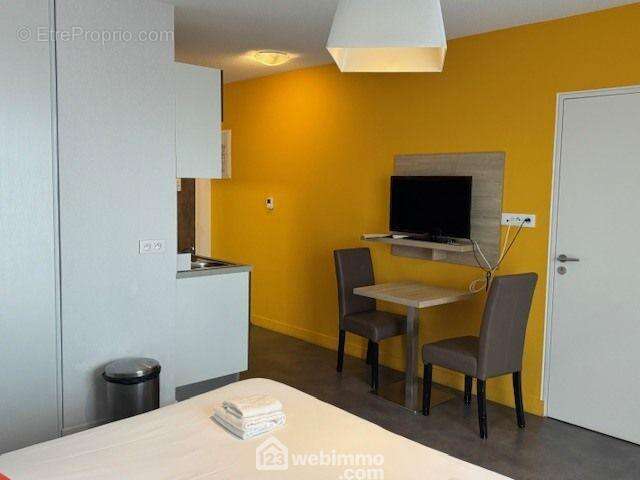 Table pour manger à 2 - Appartement à SETE