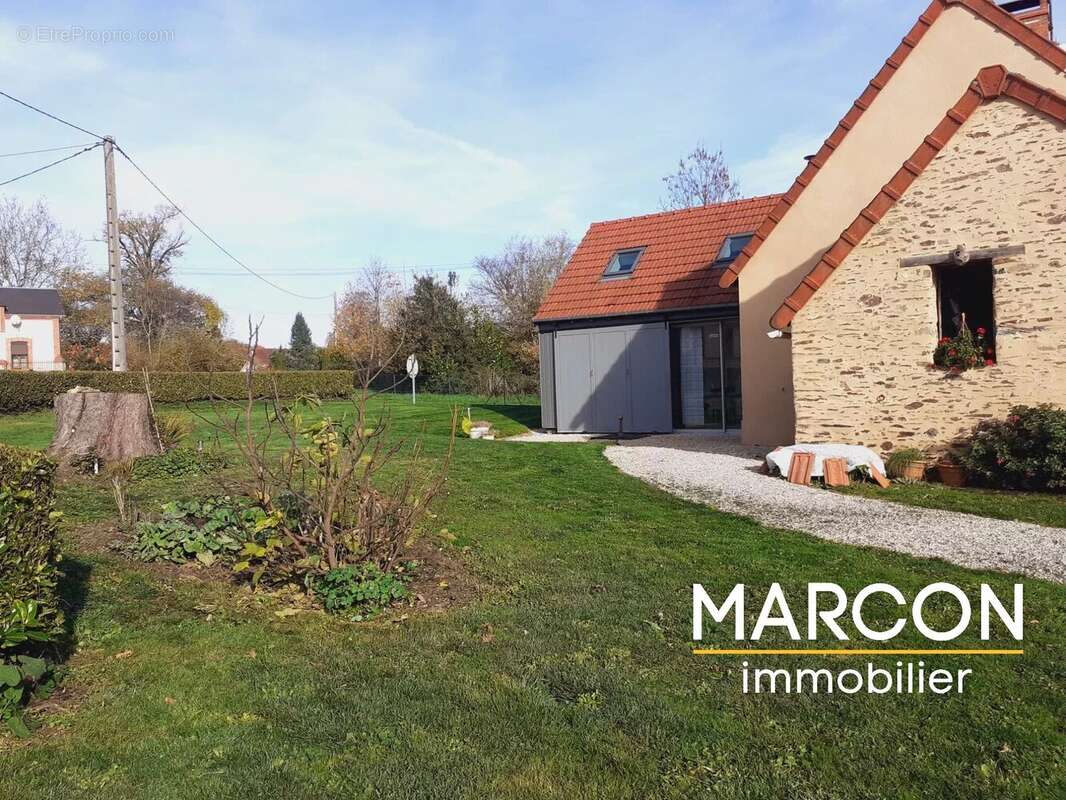 Maison à NOUZIERS