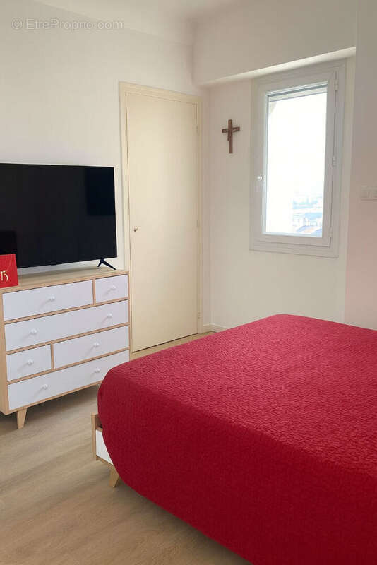Appartement à MARSEILLE-2E