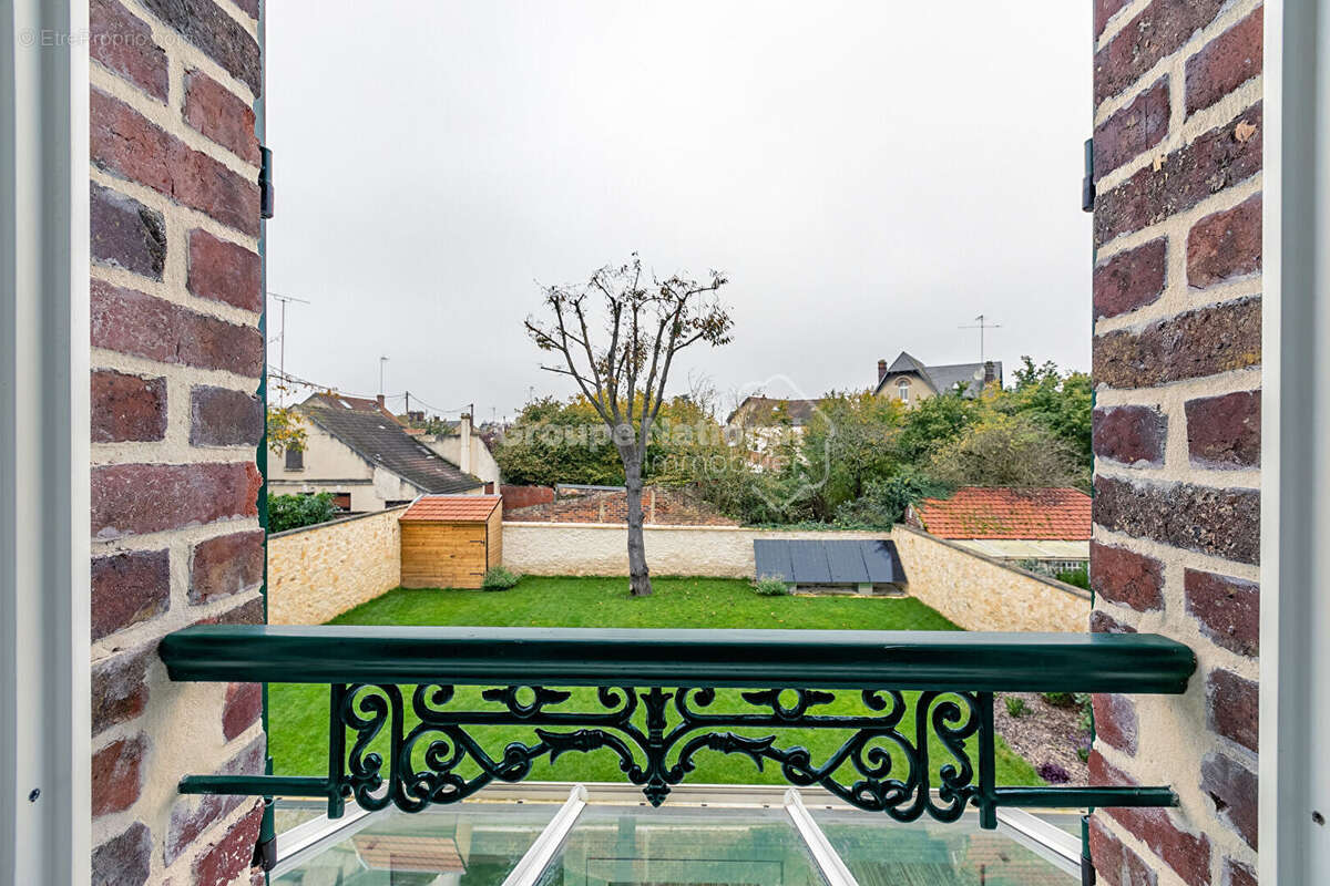 Maison à CREPY-EN-VALOIS