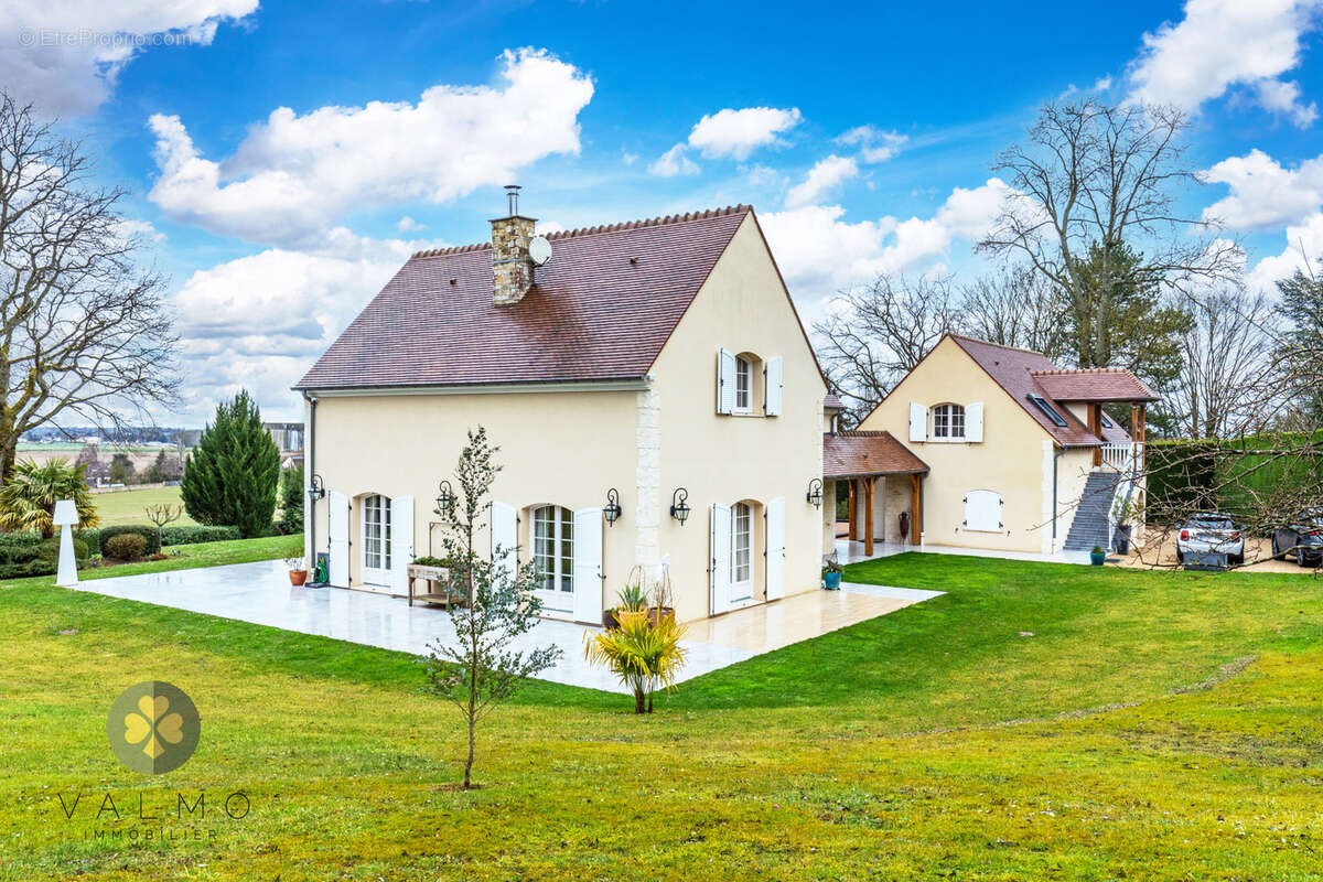 Maison à MANTES-LA-VILLE