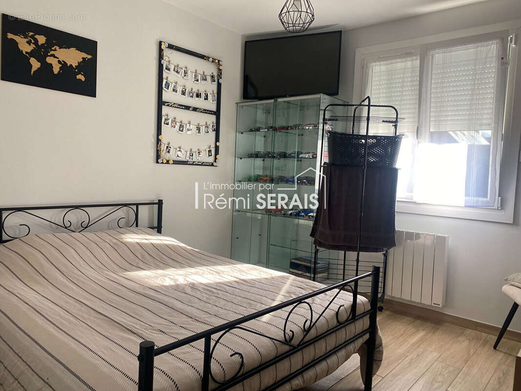 Maison à CONDE-SUR-SARTHE