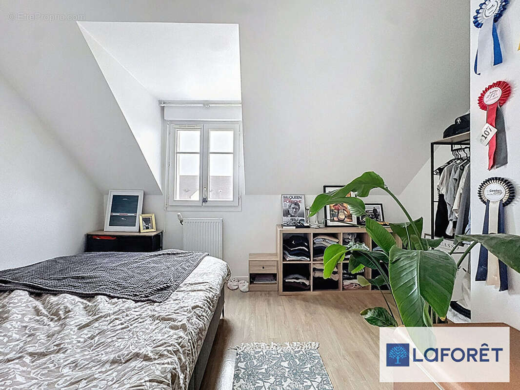 Appartement à HOUDAN