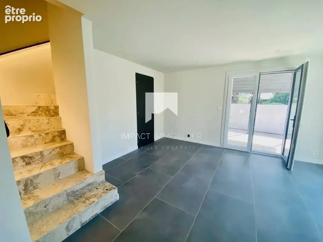 Hyères – olbius-riquier  maison rénovée de 160 m² – 4 chambres – lotissement sécurisé - photo 12