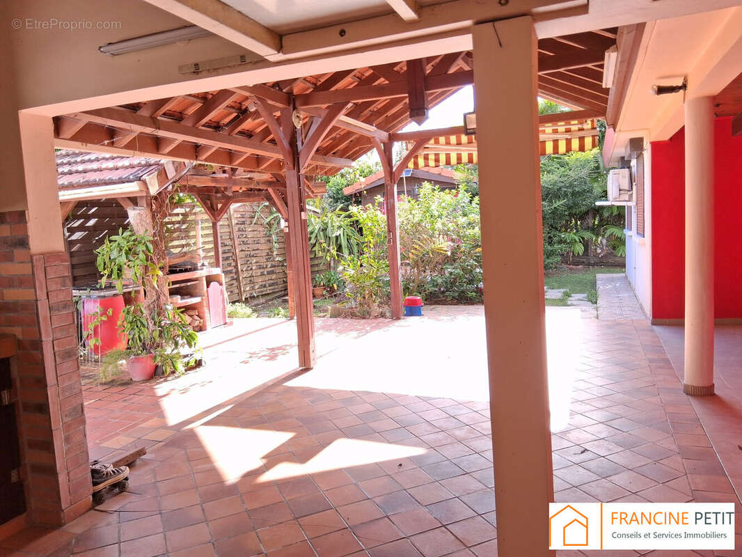 Maison à SCHOELCHER