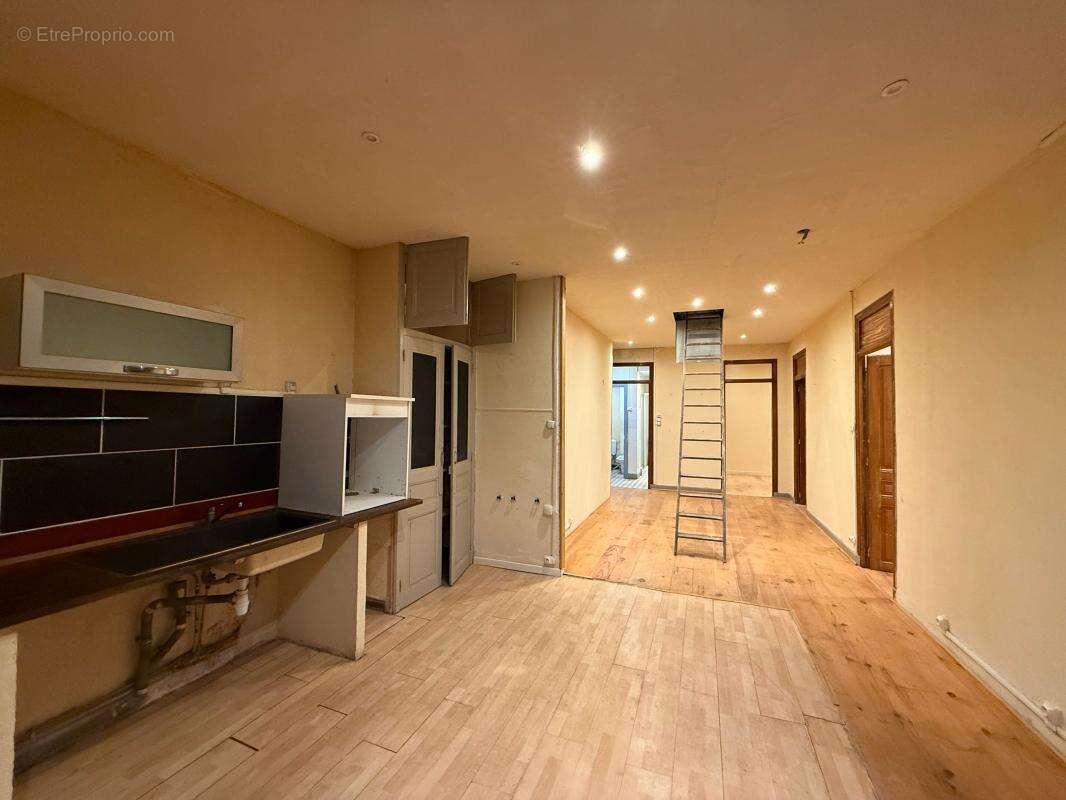 Appartement à AUBENAS