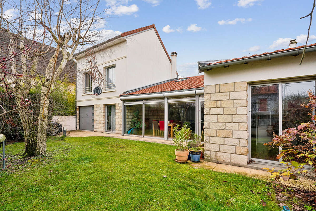 Maison 200m² à nanterre - photo 2