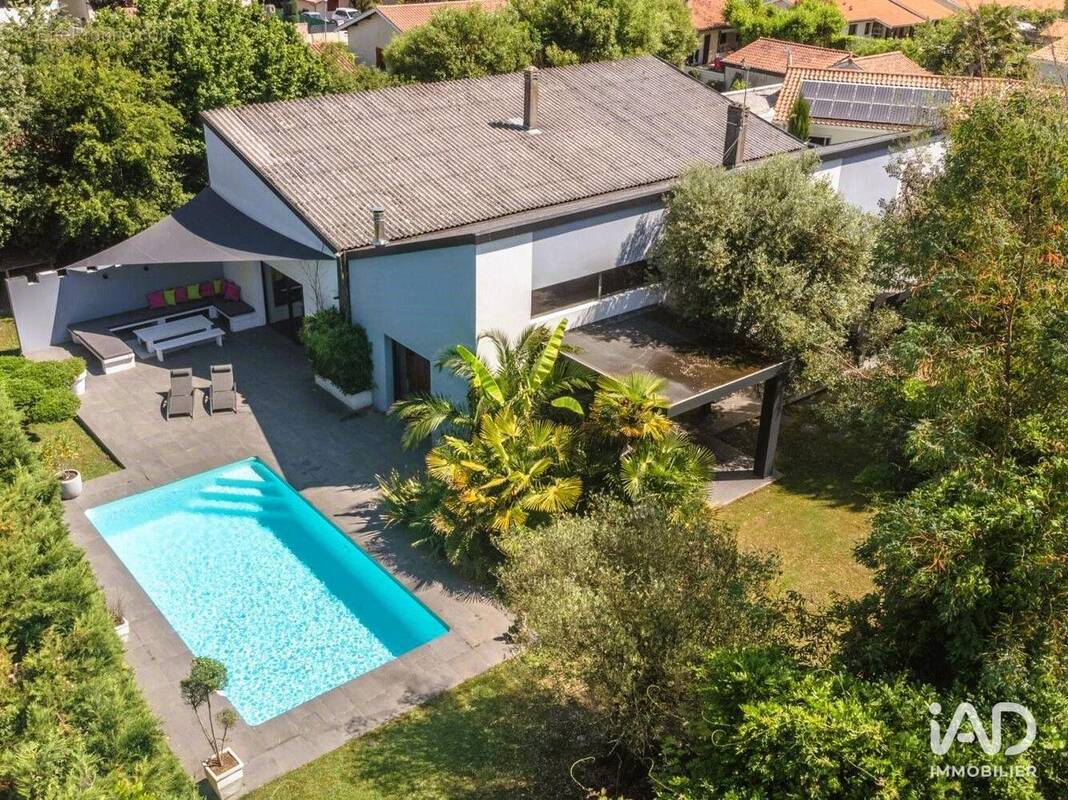 Photo 1 - Maison à LEOGNAN