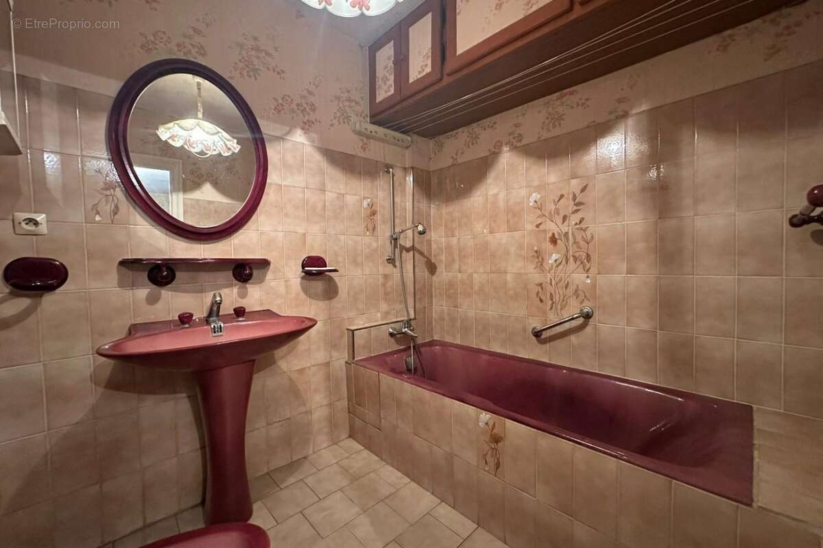 Appartement à SAINT-EGREVE