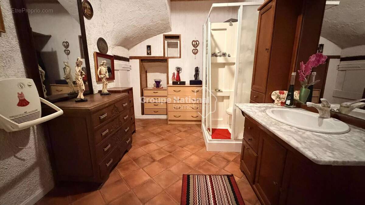 Maison à COURTHEZON