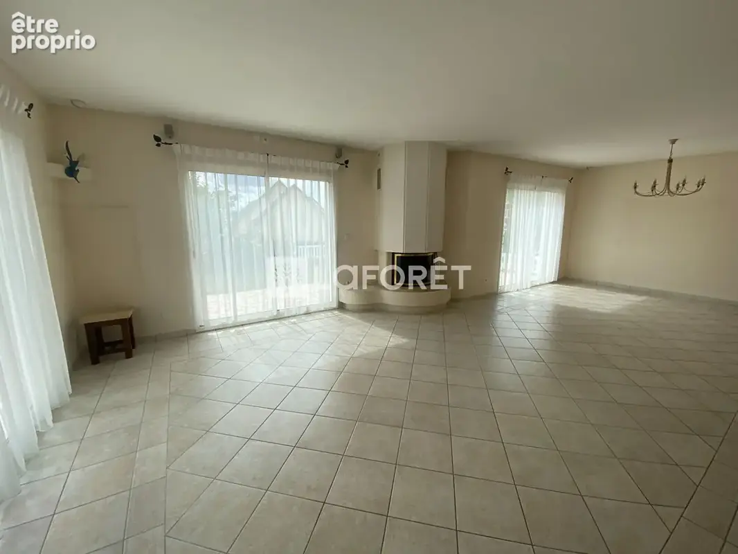 Maison individuelle vivable de plain-pied 4  chambres avec jardin, terrasse et garage MONTVILLE - photo 3