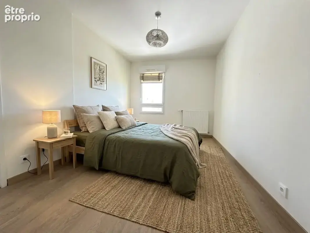 Appartement dernier étage avec belle véranda dans le quartier du Pertuischaud - photo 4