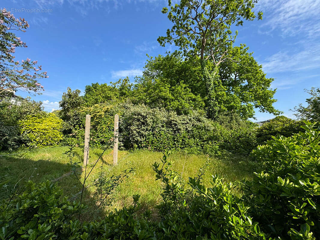A vendre-Brest-Le Landais-Maison de Type 6- 144.74 m²-, 4 chambres+bureau - photo 2