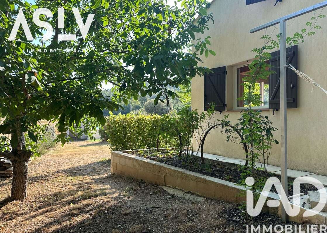Photo 9 - Maison à SIGNES
