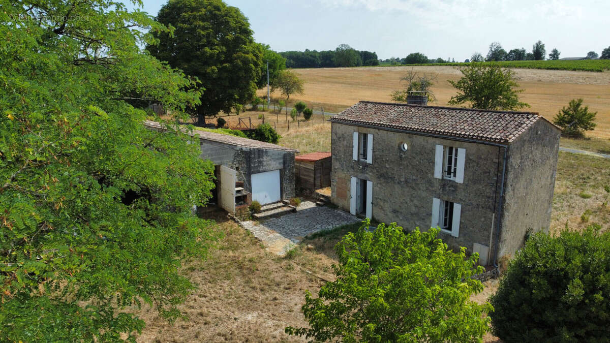Propriété en pierre avec potentiel exceptionnel - photo 2