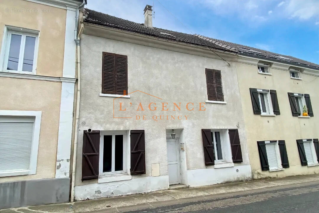 Maison à FUBLAINES