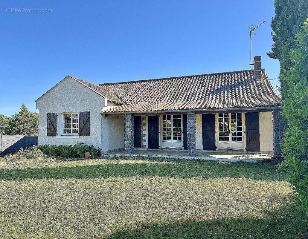   - Maison à SAINT-JEAN-DE-THOUARS