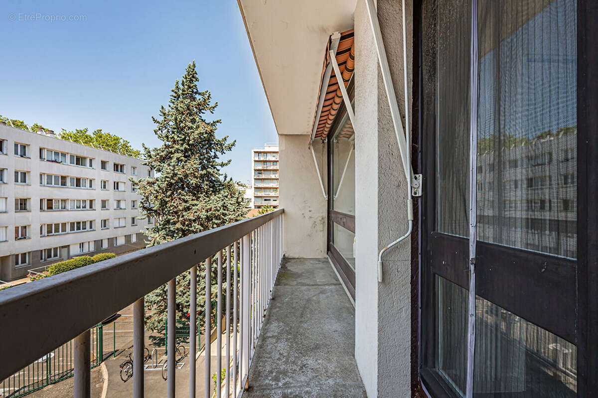 Appartement 2 pièces lumineux - Ligne 13  Etienne Dolet - Balcons - photo 7
