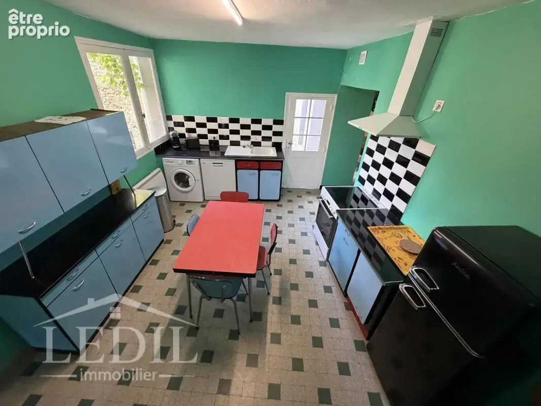 Maison de village avec terrasse et cour - photo 4