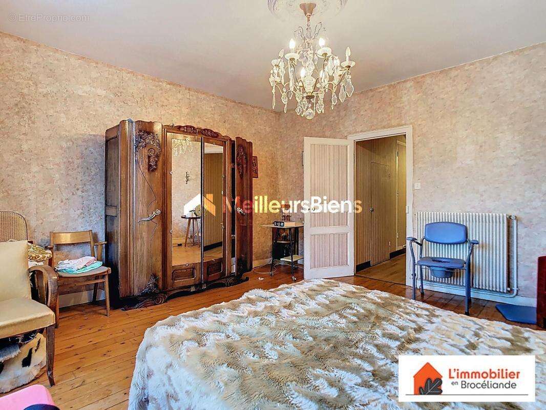 Maison à PLELAN-LE-GRAND