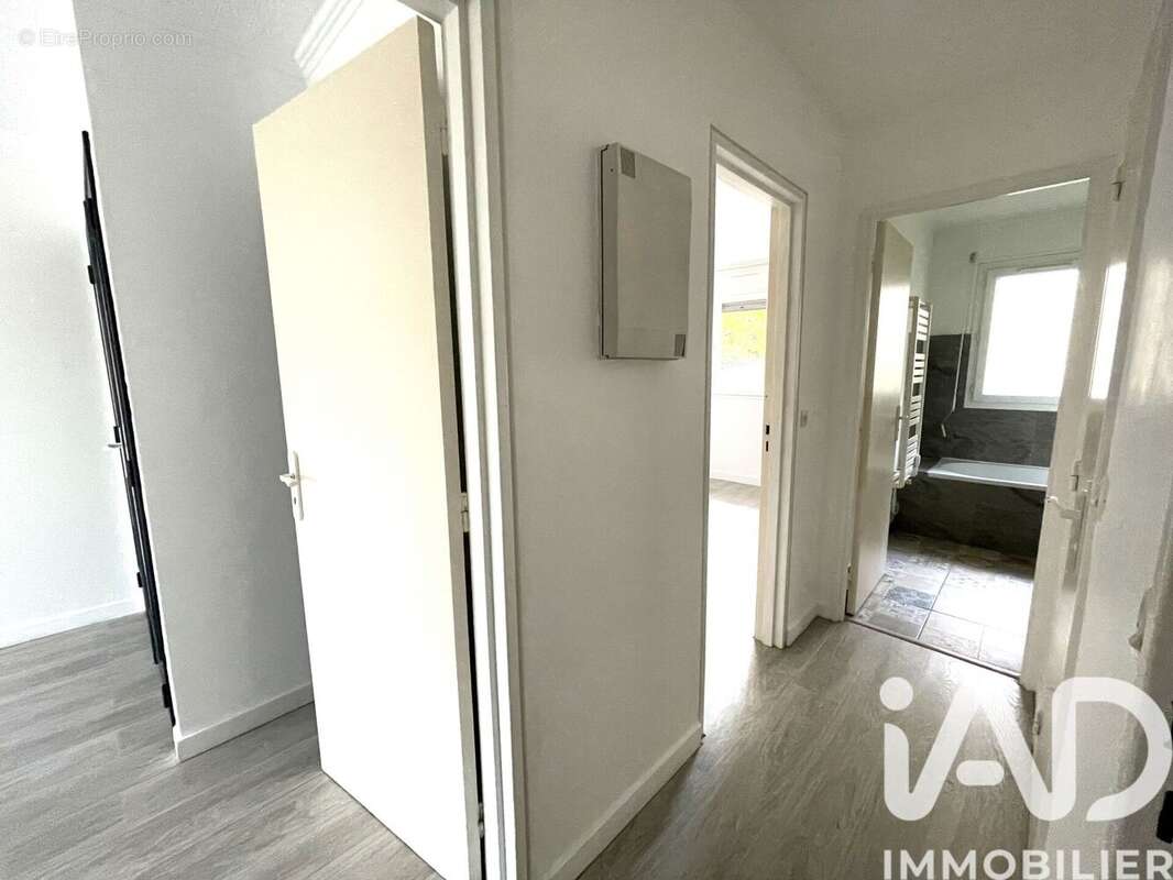 Photo 6 - Appartement à SAINT-FARGEAU-PONTHIERRY