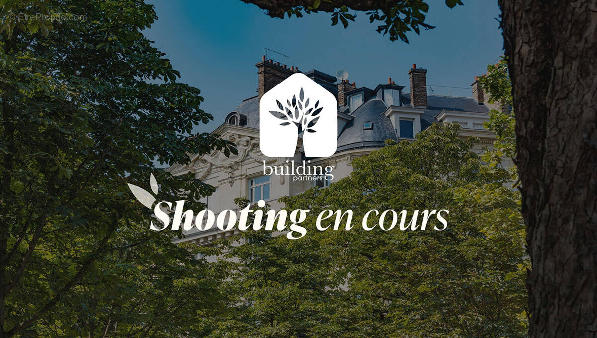 Appartement à PARIS-8E