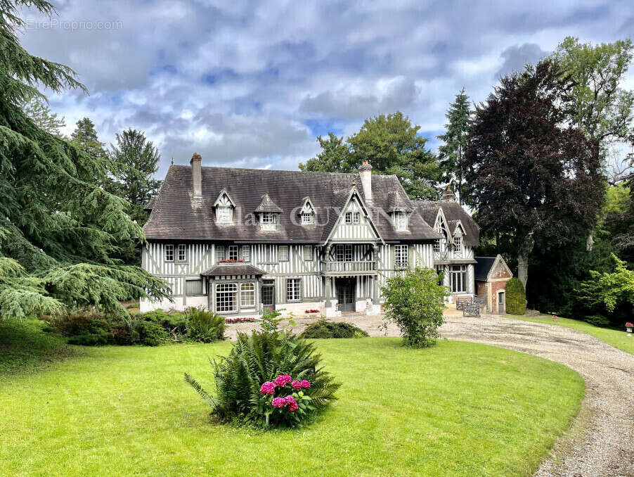 Maison à PONT-L&#039;EVEQUE