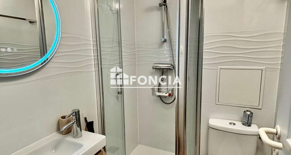 Appartement à SIX-FOURS-LES-PLAGES