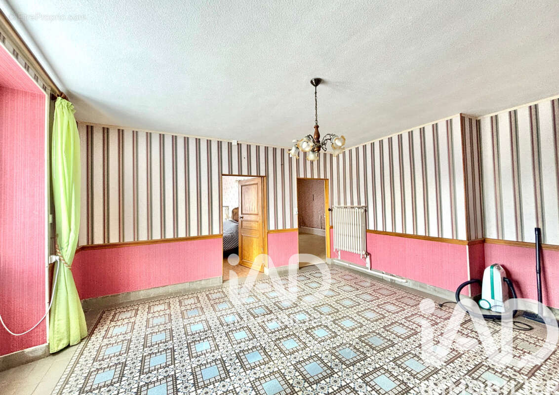 Photo 4 - Maison à MONTMIRAIL