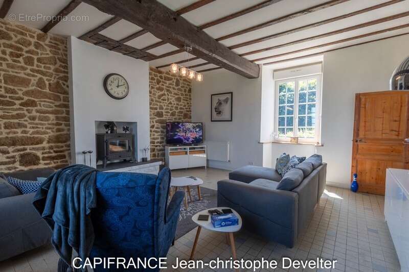 Maison à SAINT-FRAIMBAULT