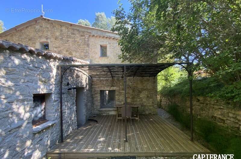 Maison à FORCALQUIER