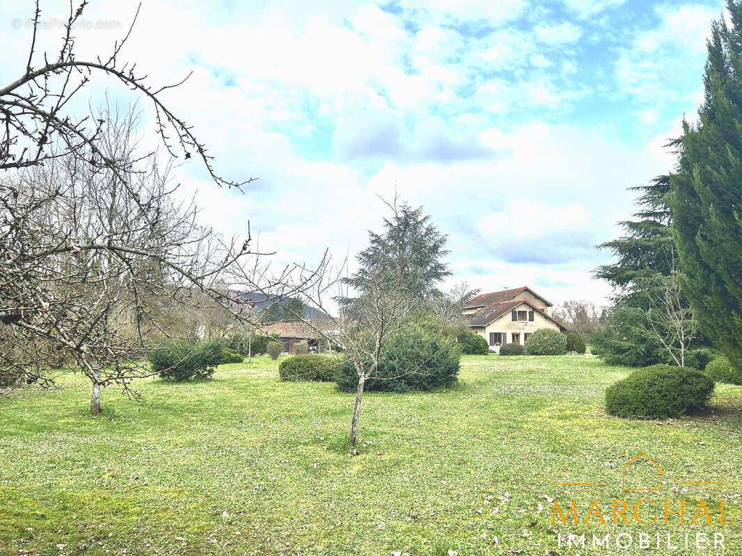 Maison à JOUY-AUX-ARCHES