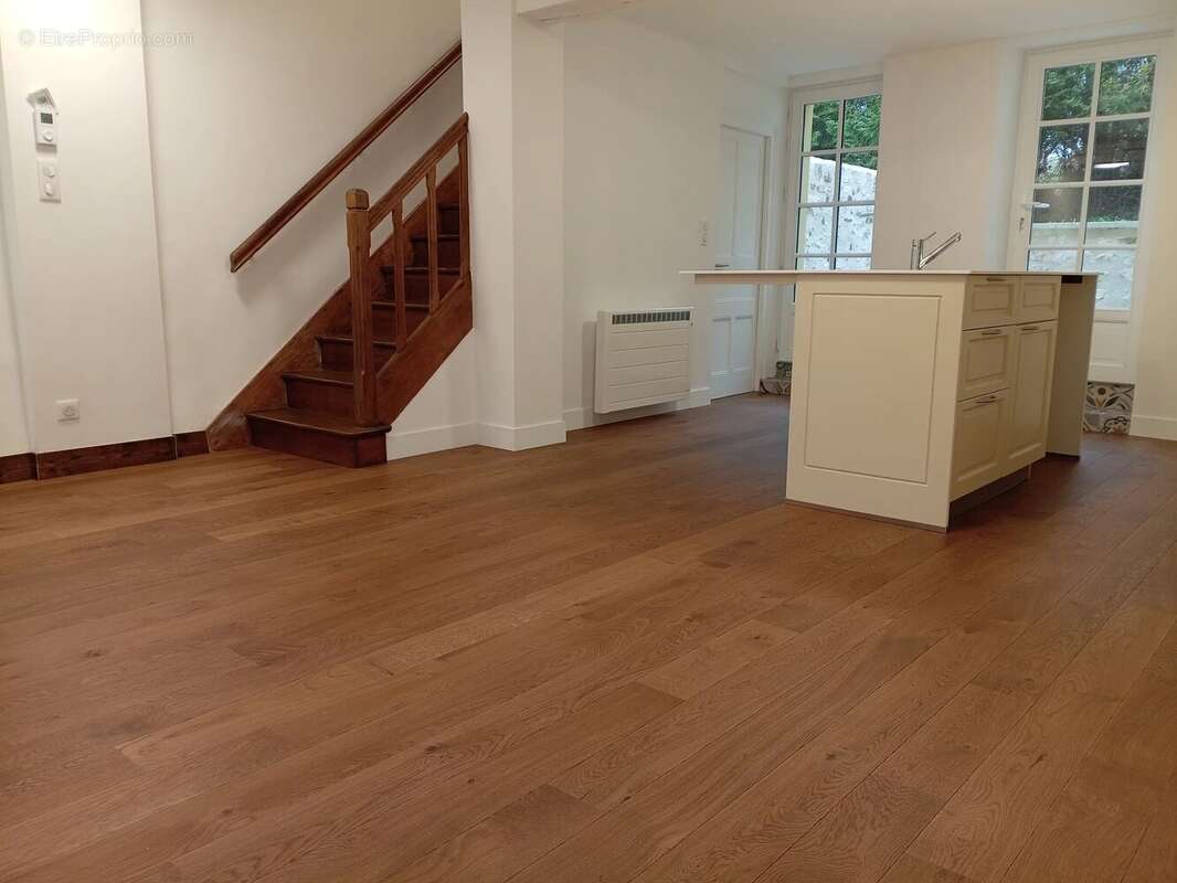 Maison à MAGNAC-LAVAL