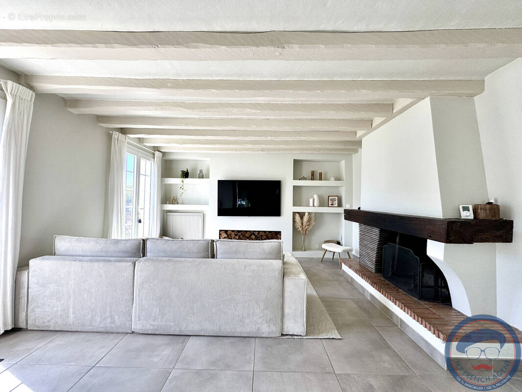 Maison à MONTLOUIS-SUR-LOIRE