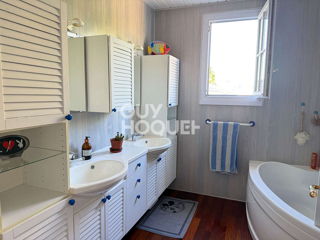 Maison à Mennecy Village Levitt - photo 9