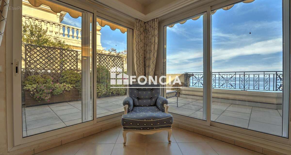 Appartement à MENTON