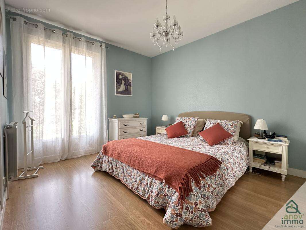 Maison à LA COURONNE