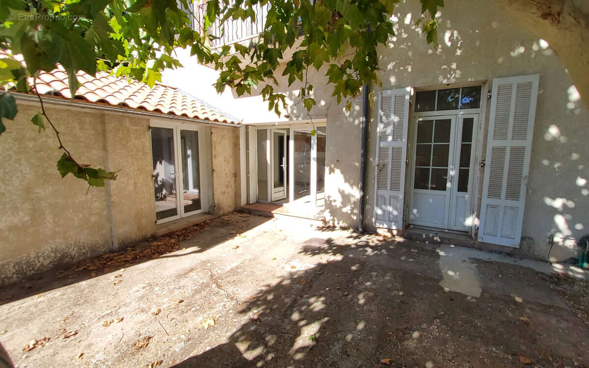 Appartement à CUERS