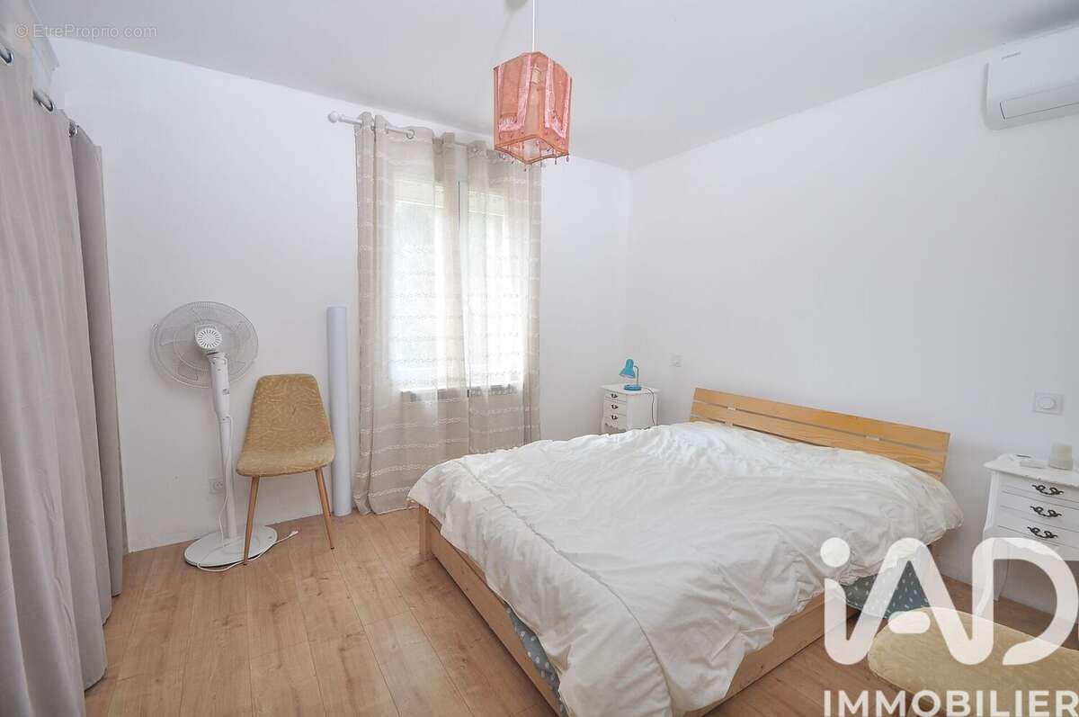 Photo 8 - Maison à CLARENSAC