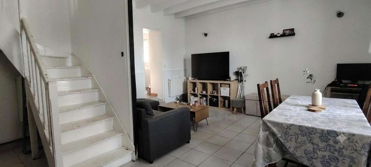 Photo 2 - Maison à CHATELLERAULT