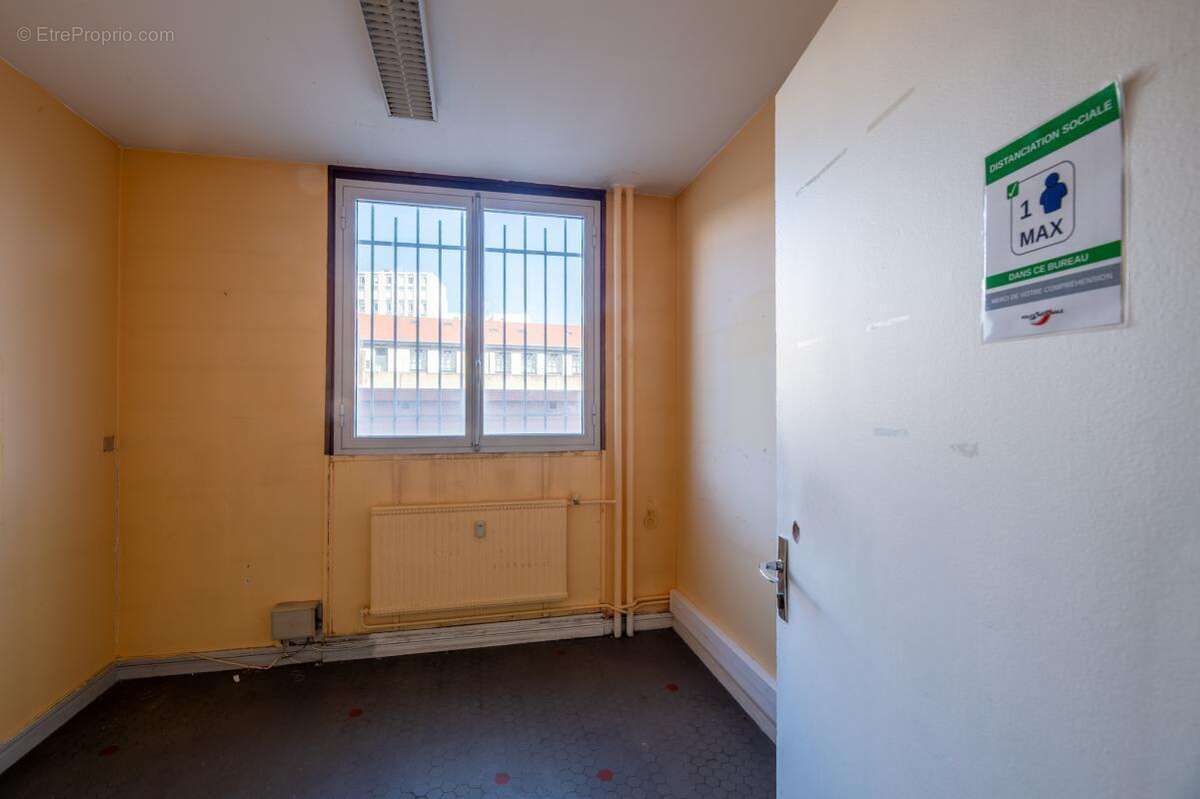 Commerce à SAINT-ETIENNE