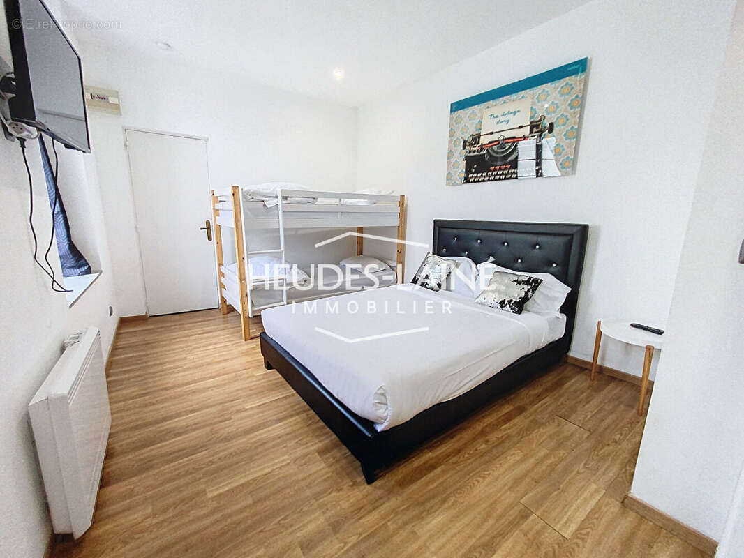 Commerce à PONTORSON