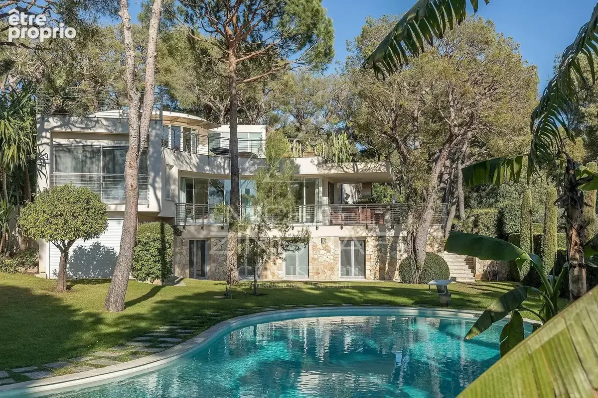 Photo Maison à Saint-Jean-Cap-Ferrat au prix de 15 000 000€